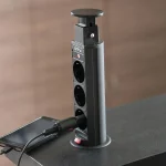 Priza de blat rectractabila tip turn cu trei prize 220v finisaj negru