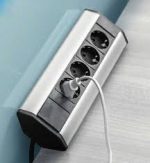 munkalapra szerelheto negy 220v aljzattal ellatott konnektor