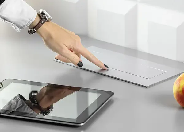 munkalapba sullyesztheto konnektor harom 220v aljzattal