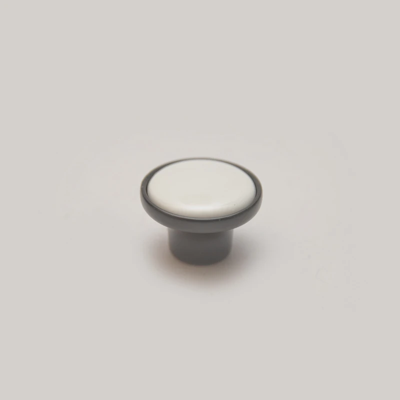 CS8904-negru Buton cs8904 diametru 32mm portelan cu negru - imagine 1